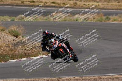 media/Apr-19-2025-AHRMA (Sat) [[3d98ca3309]]/Race/Group 3/turn 4/